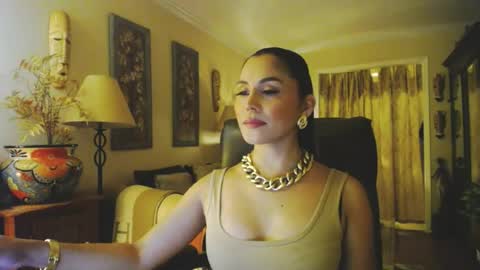 Snapshot of missbrownx chatting on 06/19/26, 01:43 Brownie -P online show from 06/19/26, 01:43