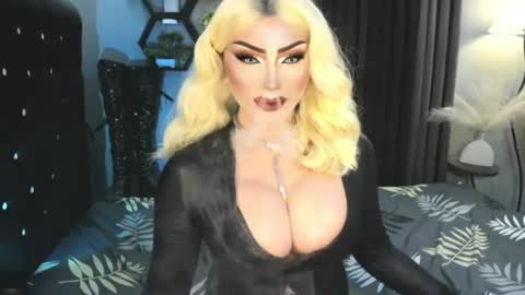 Snapshot of misschannel4sub chatting on 07/19/26, 11:25 PRIESTESS CHANNEL online show from 07/19/26, 11:25