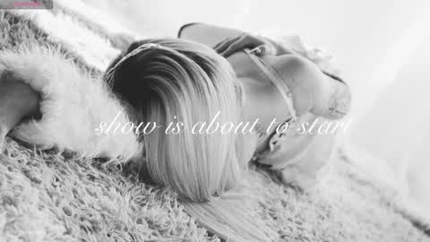 Chloe freelance model Please your thumbs up are important  online show from 02/20/26, 02:19