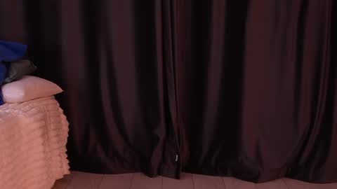 Claire online show from 05/03/26, 07:31