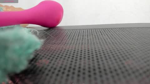 Vane online show from 04/04/26, 11:02