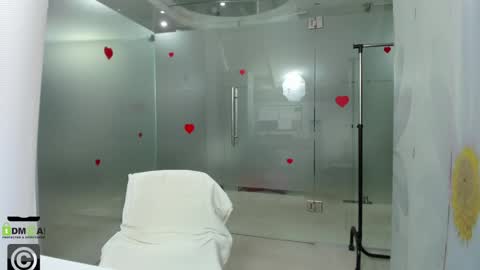 Snapshot of missdominna chatting on 06/05/26, 02:51 Miss Domina online show from 06/05/26, 02:51