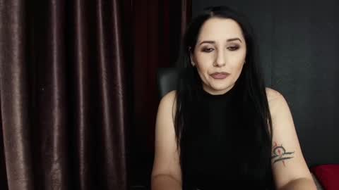 Miss online show from 01/01/25, 11:29