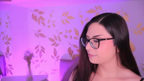 Snapshot of misselektra__ chatting on 06/17/26, 03:53 ELEKTRA online show from 06/17/26, 03:53