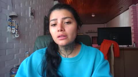 melodie  online show from 11/18/25, 04:55