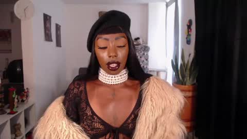 Emilie Diaz online show from 04/15/26, 03:30