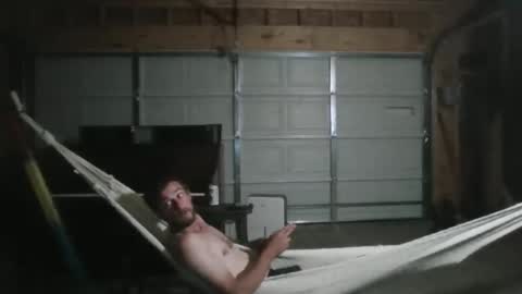 Snapshot of misshoneybadger333 chatting on 09/20/25, 09:54 misshoneybadger333 online show from 09/20/25, 09:54