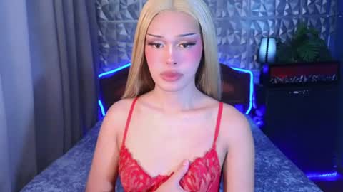 im your queen steffie online show from 06/16/26, 12:30