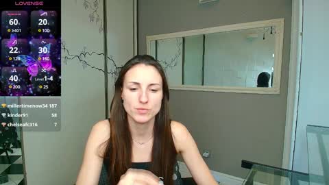 Snapshot of missis_sofiia chatting on 01/12/25, 04:29 Sofia online show from 01/12/25, 04:29