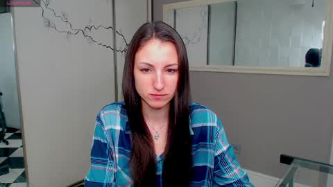 Snapshot of missis_sofiia chatting on 01/29/25, 06:33 Sofia online show from 01/29/25, 06:33