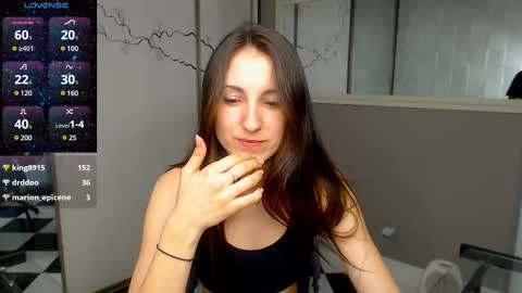 Snapshot of missis_sofiia chatting on 03/08/25, 01:14 Sofia online show from 03/08/25, 01:14