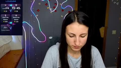 Snapshot of missis_sofiia chatting on 09/17/25, 11:45 Sofia online show from 09/17/25, 11:45