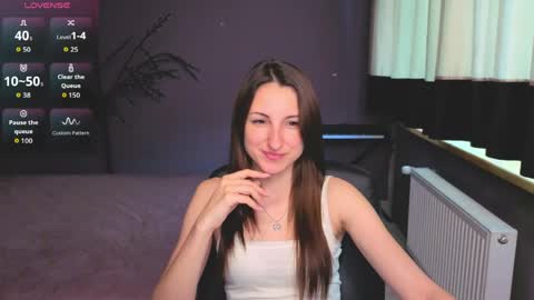 Sofia online show from 05/15/26, 11:50