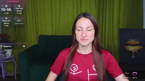 Snapshot of missis_sofiia chatting on 07/10/26, 11:57 Sofia online show from 07/10/26, 11:57