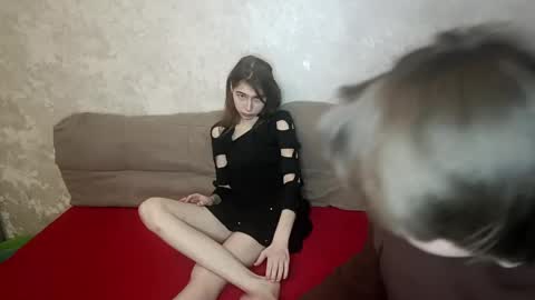 Ashley and Alex online show from 03/29/26, 09:37