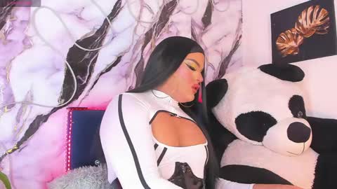 kassandra lazcano online show from 04/21/26, 01:18