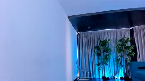 misskiarra online show from 01/26/25, 12:11