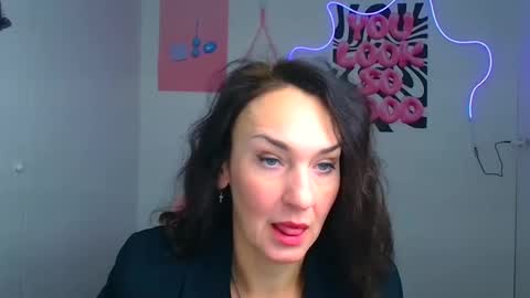 Christina online show from 02/05/26, 06:40