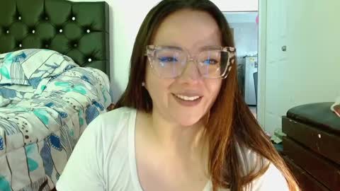 eva   online show from 02/28/25, 02:53
