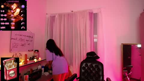 Snapshot of misslana_wn chatting on 01/08/25, 03:19 LanaLul  online show from 01/08/25, 03:19