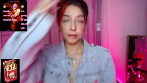 Snapshot of misslana_wn chatting on 01/09/25, 03:47 LanaLul  online show from 01/09/25, 03:47