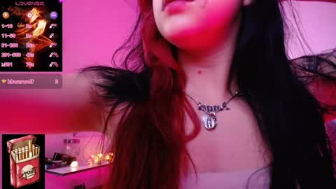 Snapshot of misslana_wn chatting on 02/27/25, 05:04 LanaLul  online show from 02/27/25, 05:04