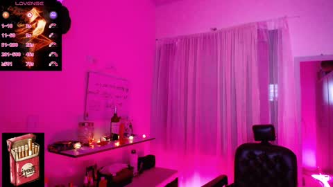 Snapshot of misslana_wn chatting on 03/06/25, 02:30 LanaLul  online show from 03/06/25, 02:30