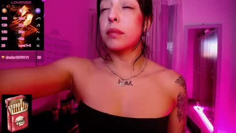 Snapshot of misslana_wn chatting on 09/12/25, 05:18 LanaLul  online show from 09/12/25, 05:18