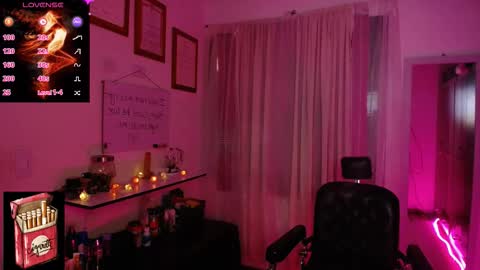 Snapshot of misslana_wn chatting on 10/05/25, 10:29 LanaLul  online show from 10/05/25, 10:29