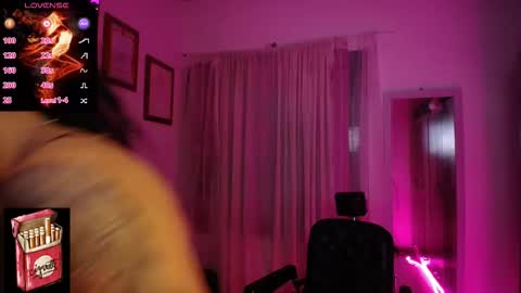 Snapshot of misslana_wn chatting on 10/09/25, 04:10 LanaLul  online show from 10/09/25, 04:10