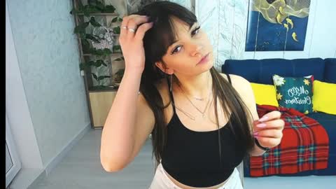 MissLaura online show from 01/25/25, 06:55