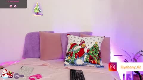 lyly  independient model online show from 12/10/24, 03:44