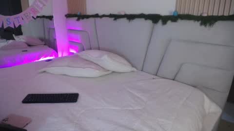 Miss Loise online show from 04/06/26, 04:46