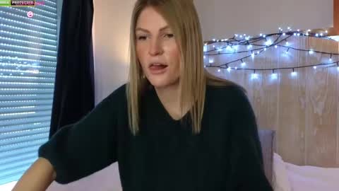 Misslucci online show from 12/27/24, 08:56