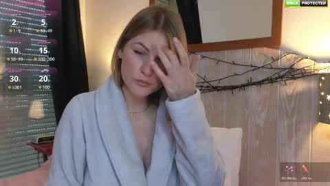 Misslucci online show from 12/19/25, 08:32