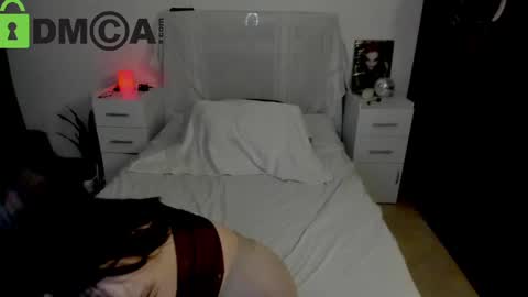 Snapshot of misslucye_robbie chatting on 03/01/25, 03:53 Lucye Robbie online show from 03/01/25, 03:53