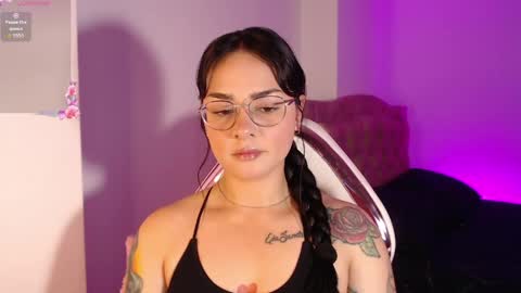 Snapshot of missmariana_ chatting on 04/28/26, 11:32 missmariana_ online show from 04/28/26, 11:32
