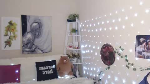 Li  online show from 02/15/25, 10:22