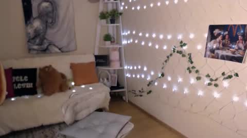 Li  online show from 09/25/25, 01:48