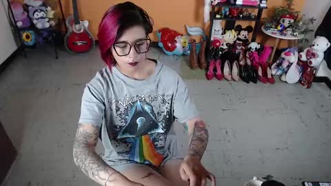 Miss Mia online show from 12/21/24, 12:49