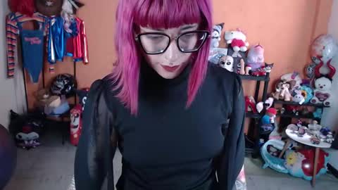 Miss Mia online show from 02/07/26, 06:44