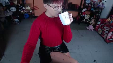 Snapshot of missmia2 chatting on 07/09/26, 02:21 Miss Mia online show from 07/09/26, 02:21