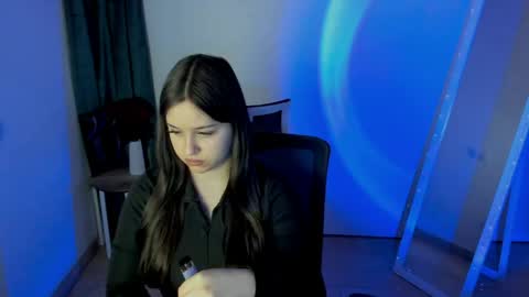 Snapshot of missmiamiss chatting on 05/11/26, 02:45 Mia online show from 05/11/26, 02:45