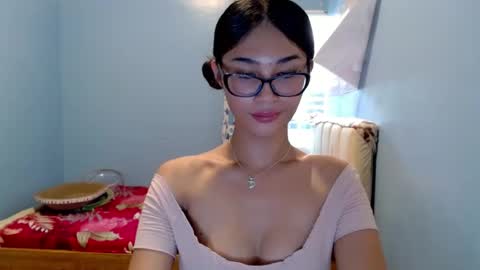 missminervaa online show from 06/20/26, 07:00