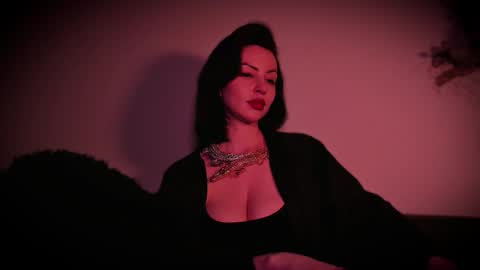   online show from 11/17/25, 04:46