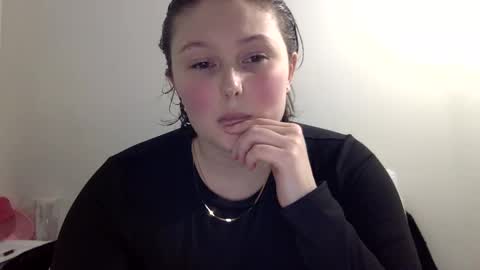 missmistressmal online show from 12/22/25, 10:40