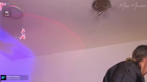 Emma Rivera online show from 01/31/25, 05:51