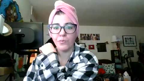 MissMona online show from 02/11/26, 11:04