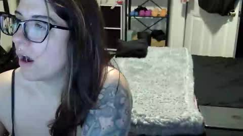 MissMona online show from 03/16/26, 10:41