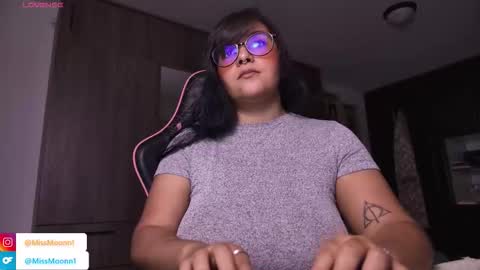 MissMoon online show from 10/08/25, 01:58